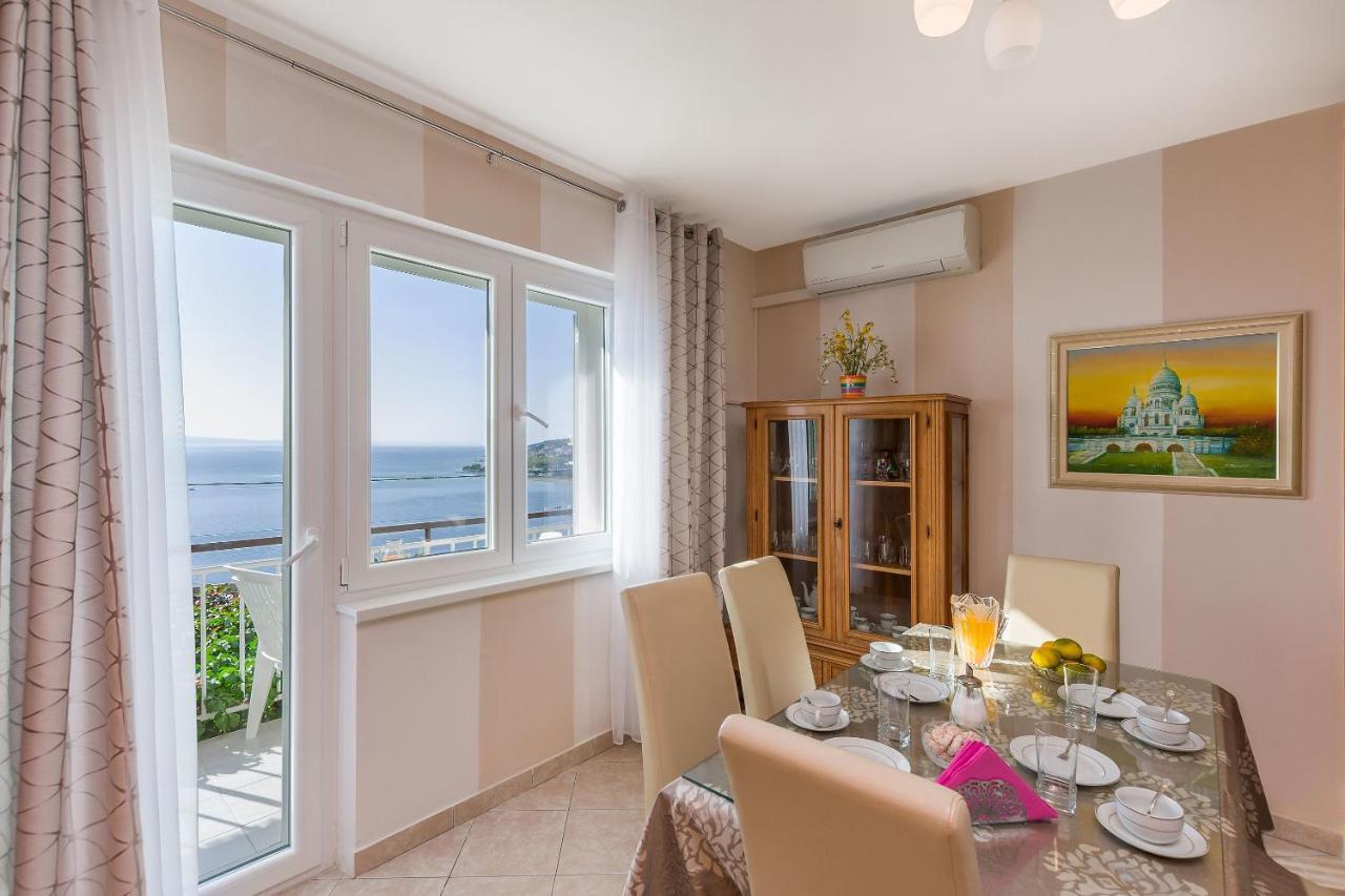 Apartment And Rooms Tatjana Омиш Экстерьер фото